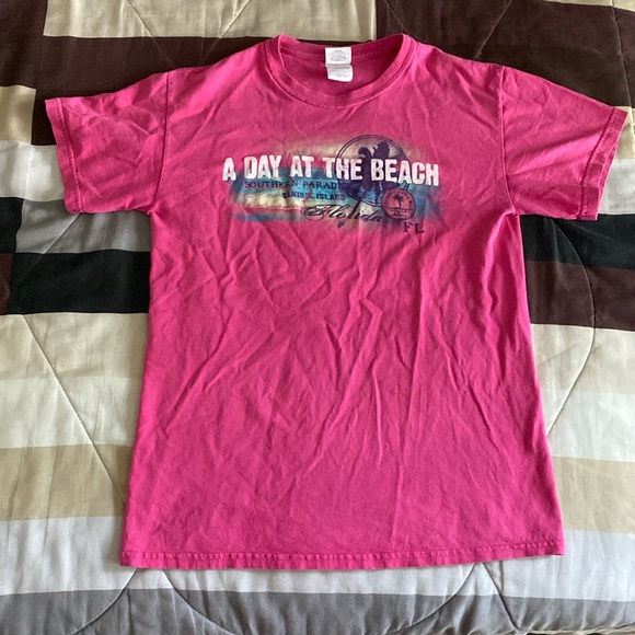 Gildan Tops - Bright Pink A Day At The Beach Sanibel Island, FL t-shirt